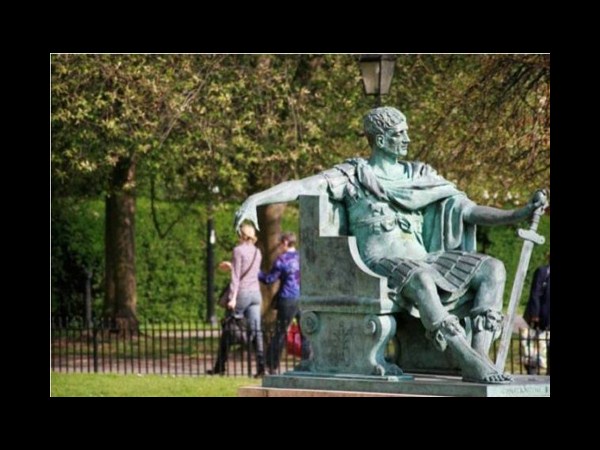 అసాధారణ ఫోటోలు... భిన్నమైన కోణాల్లో