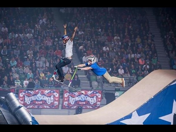 సోషల్ మీడియా.. భిన్న కథల సారాంశం!