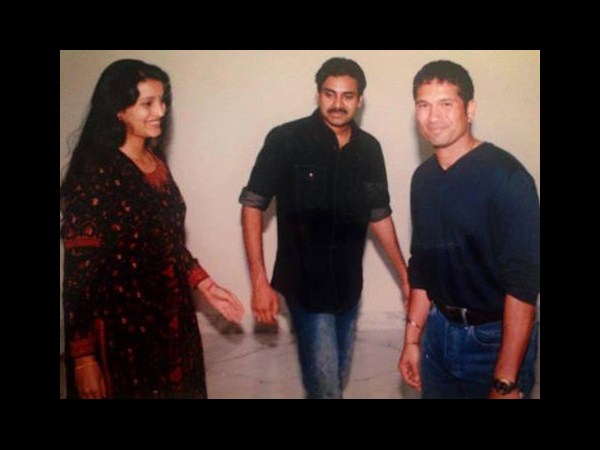 సోషల్ మీడియాలో హల్ చల్ చేస్తున్న పవన్ కళ్యాణ్ అరుదైన చిత్రాలు