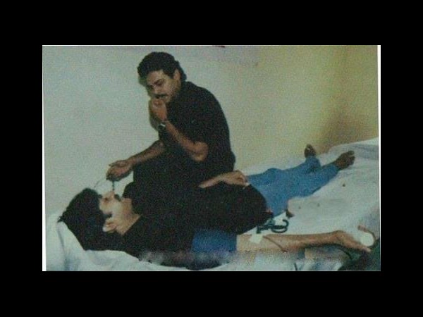 సోషల్ మీడియాలో హల్ చల్ చేస్తున్న పవన్ కళ్యాణ్ అరుదైన చిత్రాలు