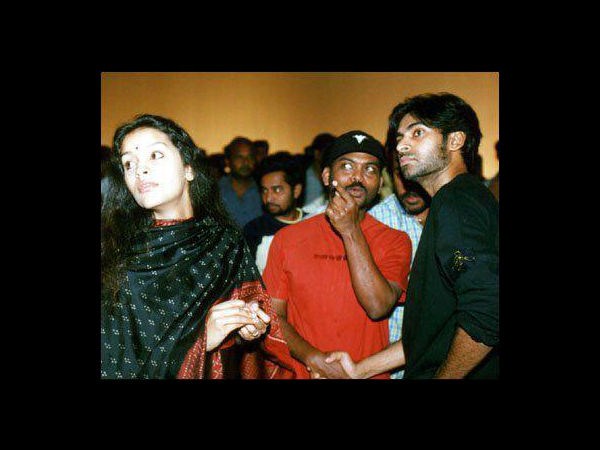 సోషల్ మీడియాలో హల్ చల్ చేస్తున్న పవన్ కళ్యాణ్ అరుదైన చిత్రాలు