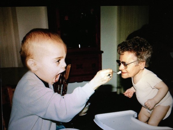 పిచ్చి ముదిరి రచ్చకెక్కింది!!