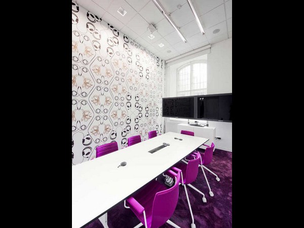 ఆఫీసులు కాదు అద్భుతాలు!