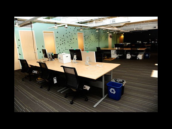 ఆఫీసులు కాదు అద్భుతాలు!