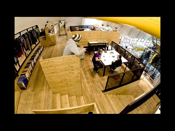 ఆఫీసులు కాదు అద్భుతాలు!