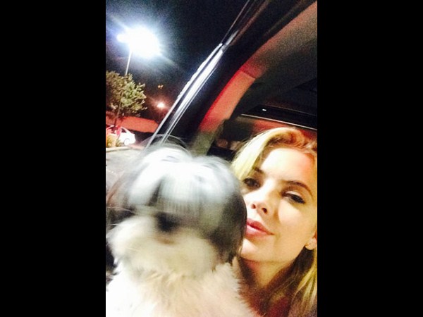 పిచ్చెక్కిస్తున్న... ‘సెల్ఫీ' భామలు