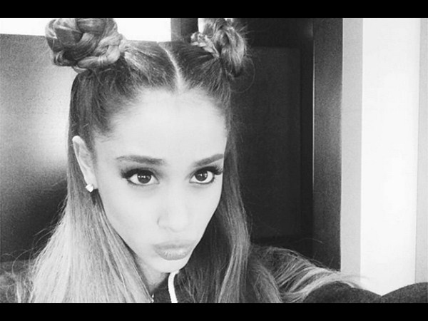 పిచ్చెక్కిస్తున్న... ‘సెల్ఫీ' భామలు