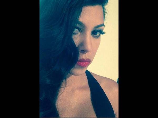 పిచ్చెక్కిస్తున్న... ‘సెల్ఫీ' భామలు