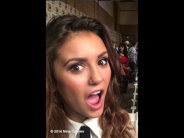 పిచ్చెక్కిస్తున్న... ‘సెల్ఫీ’ భామలు