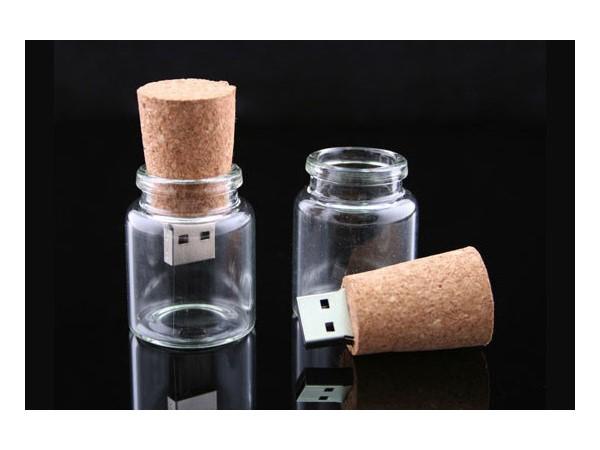 క్రియేటివ్ ‘పెన్‌‌డ్రైవ్' మోడల్స్