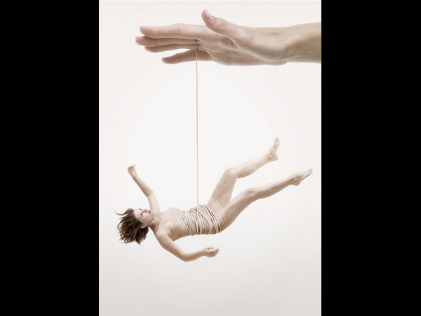 ఫోటో చెప్పిన అద్భుతాలు!!