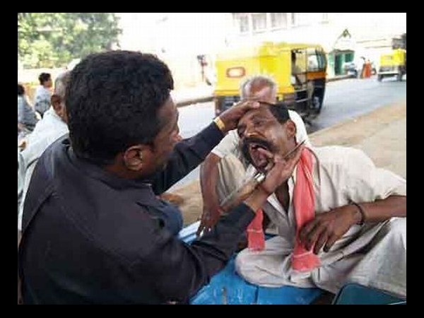 సంస్కృతుల సమ్మేళనమే సోషల్ మీడియా!!