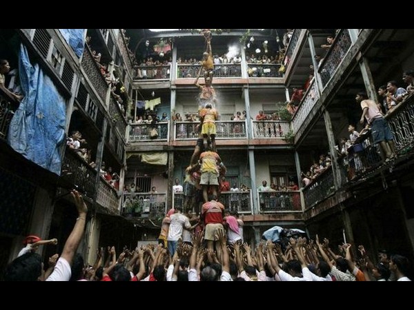 సంస్కృతుల సమ్మేళనమే సోషల్ మీడియా!!