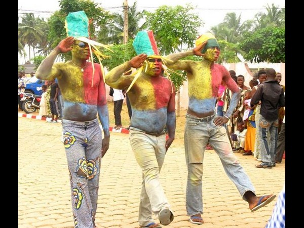 సంస్కృతుల సమ్మేళనమే సోషల్ మీడియా!!
