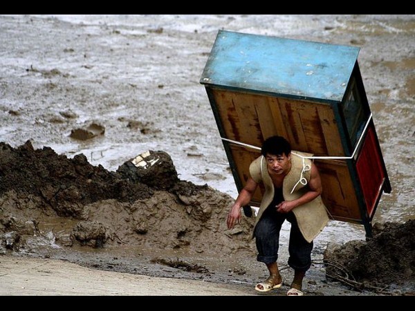 ఎటు చూసినా వింతలే...?