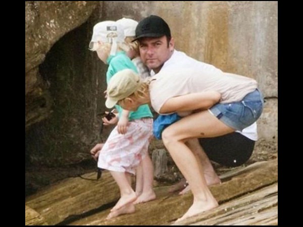 ఎటు చూసినా వింతలే...?