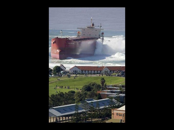 ఎటు చూసినా వింతలే...?