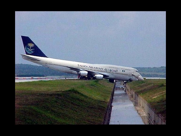 సోషల్ మీడియా వైరల్ చిత్రాలు!!