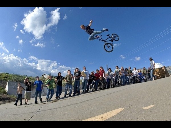 ప్రమాదానికి సెకన్ల ముందు!!