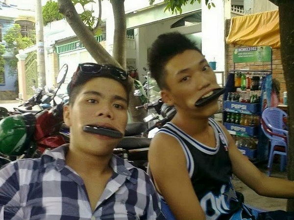 సోషల్ మీడియాలో విభిన్న వినోదాలు