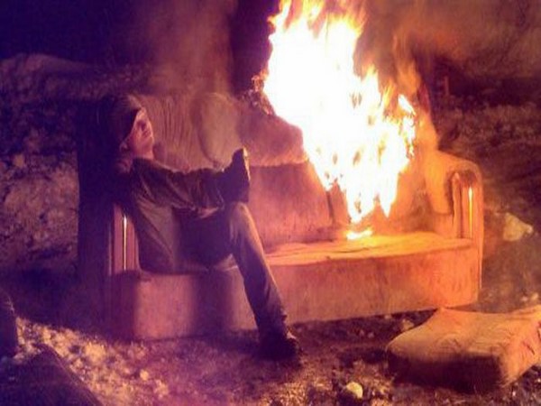 సోషల్ మీడియాలో విభిన్న వినోదాలు