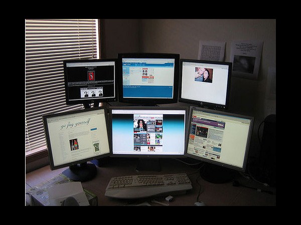  50 అత్యుత్తమ కంప్యూటర్ వర్క్‌స్టేషన్ ఏర్పాట్లు