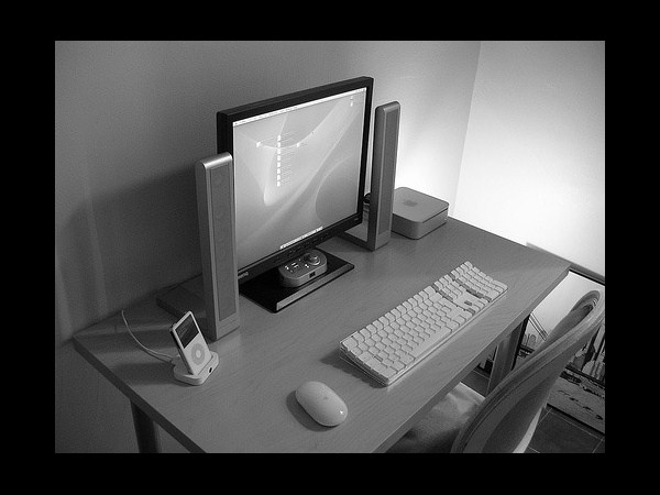  50 అత్యుత్తమ కంప్యూటర్ వర్క్‌స్టేషన్ ఏర్పాట్లు