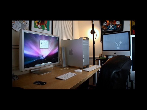  50 అత్యుత్తమ కంప్యూటర్ వర్క్‌స్టేషన్ ఏర్పాట్లు