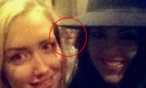 లండన్ బార్‌లో ‘సెల్ఫీ’ దెయ్యం..?