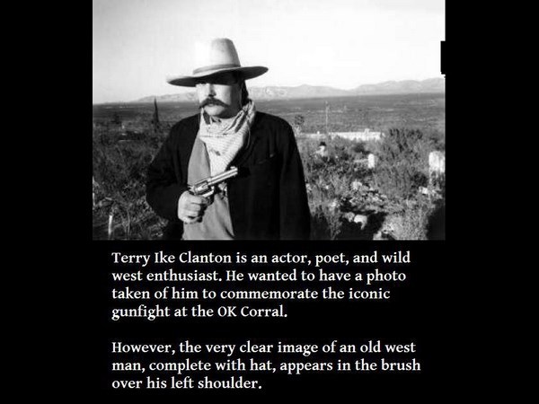 మనుషుల మధ్యనే అదృశ్య శక్తులు?