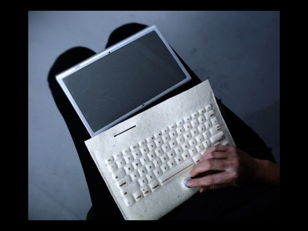 భవిష్యత్ టెక్నాలజీ... నీదే అనుకో!!