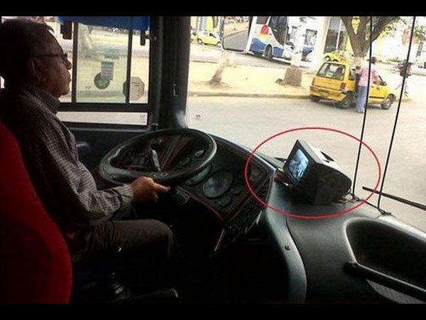 విభిన్న కథల సమ్మేళనం!