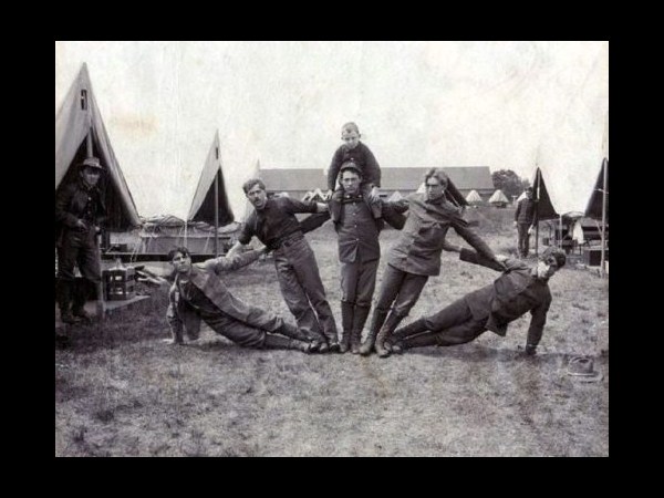 చారిత్రాత్మక ఘట్టాలు@సోషల్ మీడియా!!