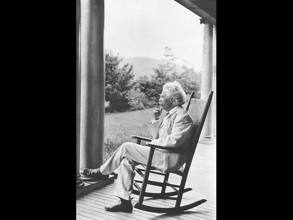 చారిత్రాత్మక ఘట్టాలు@సోషల్ మీడియా!!