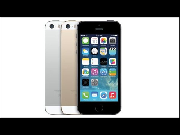 యాపిల్ నుంచి విడుదలైన కంప్యూటర్లు, ఐఫోన్‌లు