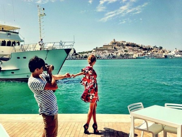 వయ్యారి నడుముతో ప్రపంచాన్నే చూపించింది!!