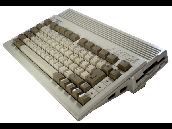 పూర్వ కాలం కంప్యూటర్లు (1970 - 2000)