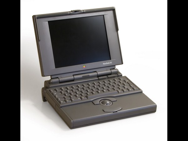 పూర్వ కాలం కంప్యూటర్లు (1970 - 2000)