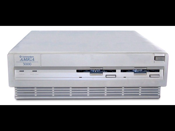 పూర్వ కాలం కంప్యూటర్లు (1970 - 2000)