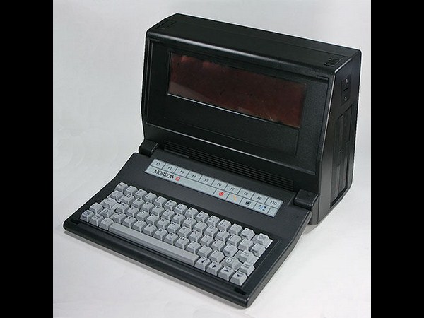 పూర్వ కాలం కంప్యూటర్లు (1970 - 2000)