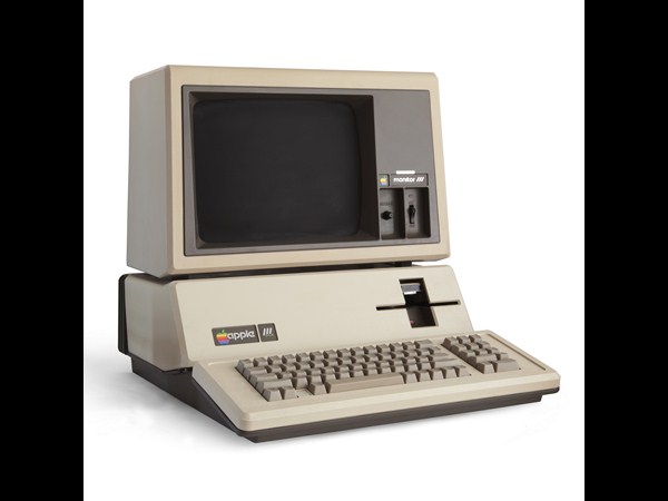 పూర్వ కాలం కంప్యూటర్లు (1970 - 2000)