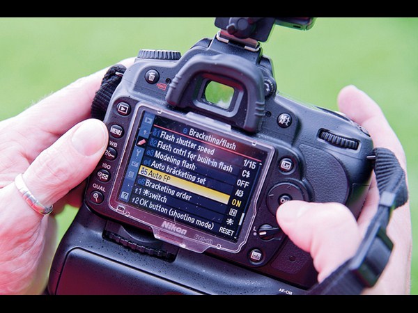  పాత కెమెరా కొనేముందు..? 