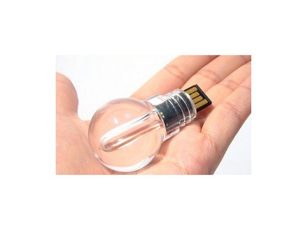 పెన్‌డ్రైవ్‌లు... పిచ్చెక్కించే షేపులు!!