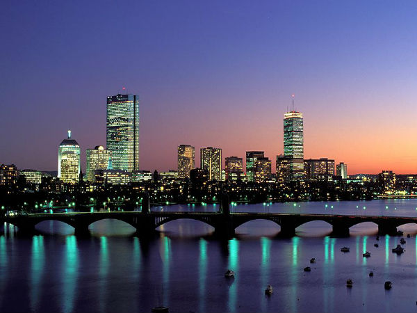 సాఫ్ట్‌వేర్ ఉద్యోగులకు ఇక్కడ లక్షల్లో జీతాలు