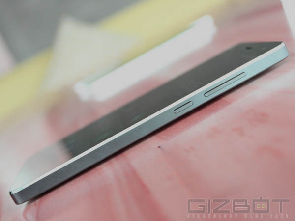 షియోమీ ఎంఐ 3, ఎంఐ 4 ఫోన్‌ల మధ్య తేడాలు