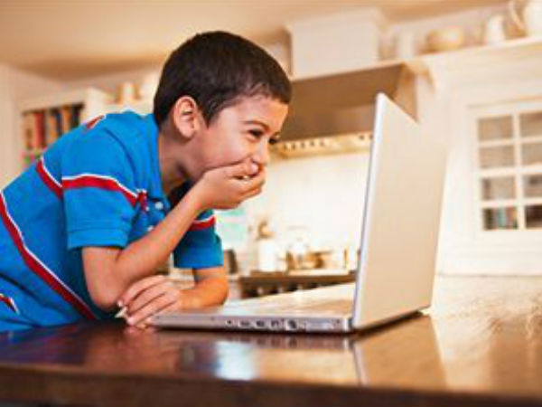 ఇంటర్నెట్‌కు యువత బానిస (10 ప్రమాద ఘంటికలు)