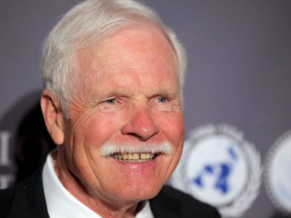 వైకల్యాన్ని చేధించి ఉన్నత శిఖరాల వైపు నడిచి..