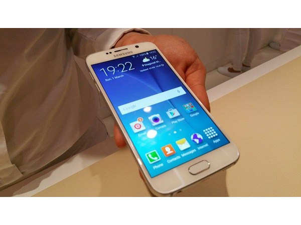 సామ్‌సంగ్ గెలాక్సీ ఎస్6 స్పెసిఫికేషన్‌లు క్లుప్తంగా