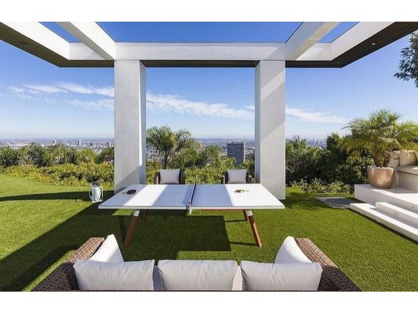 16,000 కోట్ల ఆస్తి... 438 కోట్ల భవంతి!