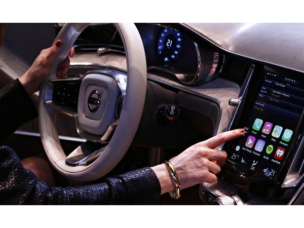 మన జీవితాల్లోకి.. ఇంటర్నెట్ ఇలా!!